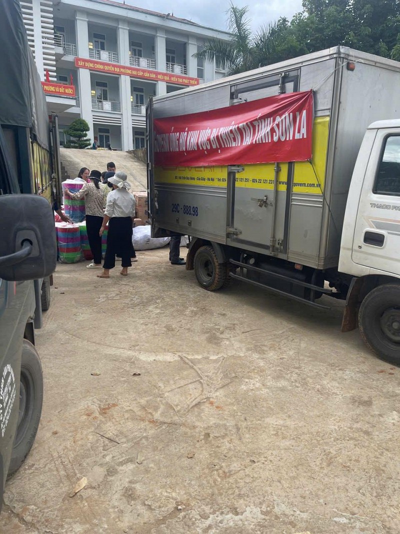 (Lan Tỏa Yêu Thương. Cho Đi Là Còn Mãi) Sơn La ơi, chúng ta cùng nhau đứng dậy! Tinh thần dân tộc làm nên điều kỳ diệu